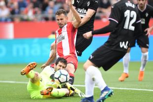 L'Eibar desperta al Girona del somni europeu
