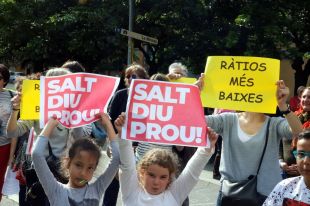 La comunitat educativa de Salt reclama un tracte singular