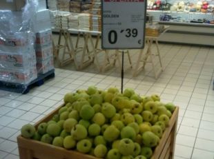 Unió de Pagesos denuncia un supermercat de l'Escala per vendre fruita per sota del preu de cost