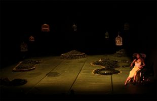 El coreògraf belga Jan Fabre porta al Teatre de Salt un espectacle que reflexiona sobre el suïcidi i l'amor prohibit