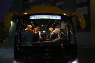 Nou autobusos de gironins han anat a Barcelona per veure el Papa