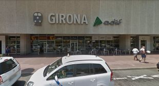 Detingut per provocar aldarulls al bar de l'estació de Girona i amenaçar clients amb una navalla