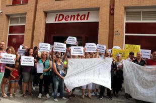 La Policia i els Mossos escorcollen la clínica iDental de Girona