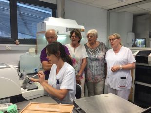 L'oncolliga dona a l'hospital de Palamós 26.000 euros
