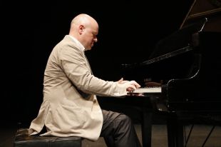 Albert Guinovart obre el Dia de la Música a Girona amb un tastet del seu últim disc, 'Nocturne'