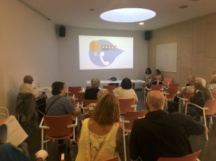Trucs per a la gent gran que vol estalviar energia elèctrica
