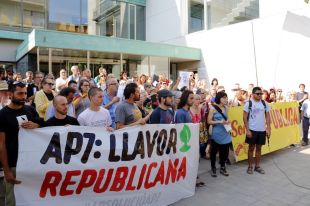 Els investigats per tallar l'AP-7 i l'N-II demanaran l'arxivament del cas