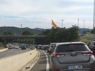 Un investigador assegura que ''l'èxode'' de barcelonins augmenta el risc de propagació del virus