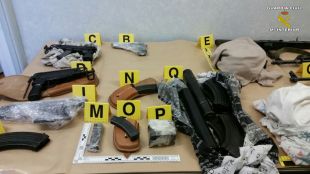 Desarticulen una banda dels Balcans traficants d'armes i drogues vinculada a Lloret de Mar