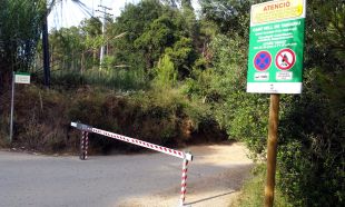 L'alt risc d'incendi obliga Begur a tancar fins a l'octubre el camí que porta a Tamariu 