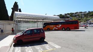 Detingut després d'abusar sexualment de dues noies a Tossa de Mar i ferir dos agents quan escapava
