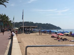 Mor ofegada una dona de 74 anys a la platja a Lloret de Mar