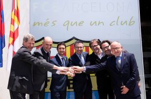 Els socis del Barça exploten contra la directiva per la nova política de Seient Lliure