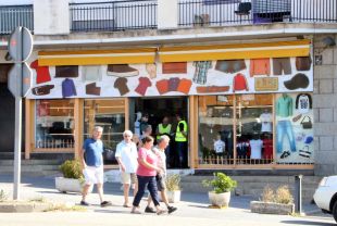 Operatiu de la Guàrdia Civil a la Jonquera contra els productes falsificats