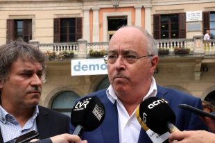 Ensenyament aposta per fer cultura religiosa tot i topar amb l'església
