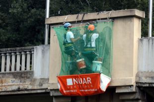 Girona eliminarà aquesta setmana les restes dels símbols franquistes al Pont de l'Aigua