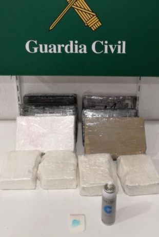 Atrapat a la Jonquera amb 8,8 kg de cocaïna amagats al cotxe