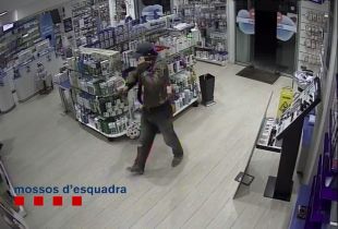Presó per l'atracador de vuit establiments de Palamós i Calonge que duia una pistola falsa