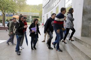 Tres activistes més investigats per coaccions i danys en la protesta a la seu del govern espanyol a Girona