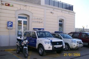 Condemnat un policia municipals de Sils per agredir i amenaçar a un menor