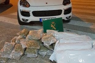 Tres detinguts i decomissats 76 kg de marihuana a la Jonquera en dos dies