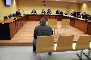 Jutgen un home acusat d'abusar sexualment de la seva germana menor d'edat durant tres anys