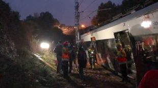 Un mort i sis ferits en el descarrilament d'un tren a Vacarisses