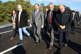 Ábalos inaugura l'A-2 Sils-Maçanet i anuncia la propera licitació del desdoblament fins a Tordera