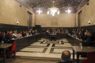 Girona revoca l'adhesió a la monarquia i al rei 