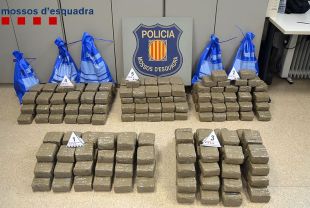 A presó un home que circulava per l'AP-7 a la Jonquera amb 163 quilos d'haixix al cotxe