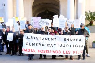 Els veïns del Culubret de Figueres es revolten contra l'Ajuntament i Endesa pels talls de llum