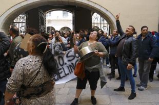 El PSC de Girona porta els talls de llum fins al Parlament