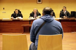 Presó per violar un menor a Blanes i amenaçar-lo perquè li enviés imatges sexuals