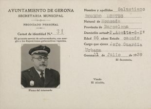 L'Arxiu de Girona mostra els carnets del personal municipal durant la repressió franquista