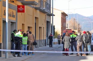 Un home tiroteja dos empresaris de la construcció i dues persones més a Olot