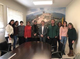 El Consell Comarcal de la Selva contracta set persones dins el programa Enfeina't