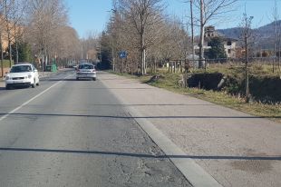 Les obres de millora del ferm del vial Sant Jordi d'Olot acabaran a principis d'agost