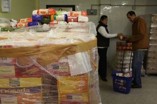 Salt obre el quart centre de distribució d'aliments de la demarcació 