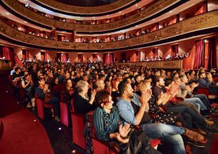 Guanyem Girona proposa que tots els regidors renunciïn a les entrades gratuïtes als espectacles culturals
