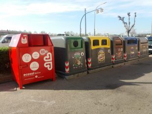 Salt instal·larà 28 nous contenidors de roba usada per a Càritas