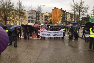 El debat per prohibir el pas de camions de gran tonatge pel nucli urbà d'Olot arriba al ple