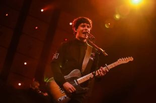 Alfred García omple l'auditori de Girona en l'inici de gira de ‘1016 tour’ a Catalunya