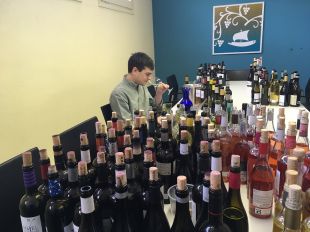 Uns 90 vins de la DO Empordà assoliran l'excel·lent a la guia Peñín del 2020