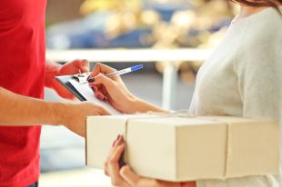 Com comprar 'online' i rebre els paquets si pràcticament mai ets a casa?