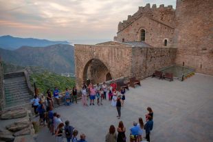 La visita guiada 'Pirates i Corsaris' de Sant Pere de Rodes s'actualitza per Setmana Santa