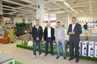Bauhaus inaugura una nova botiga a l'Espai Gironès