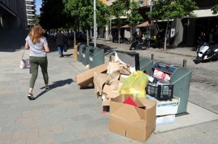 Els escombriaires de Girona convoquen una vaga indefinida a les portes del Temps de Flors