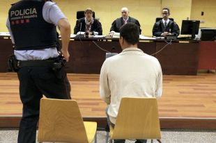 A judici per robar en un supermercat de Girona i apallissar el botiguer amb un pal 