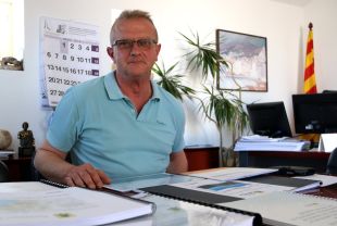 Patacada d'ERC a Cadaqués que perd l'alcaldia i passa de sis a un regidor