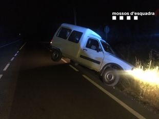 S'accidenta a Fortià i acaba denunciat per conduir multiplicant per sis la taxa d'alcohol